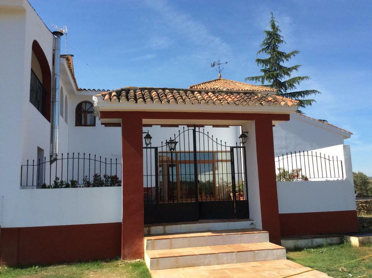 Santa Marta Complejo Rural Con Pista De Padel Affittacamere Archidona Esterno foto